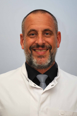 Portrait Chefarzt Dr. med. Manfred Herr